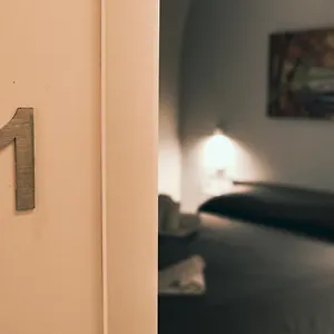 Vicoletto Rooms , Napoli Italia